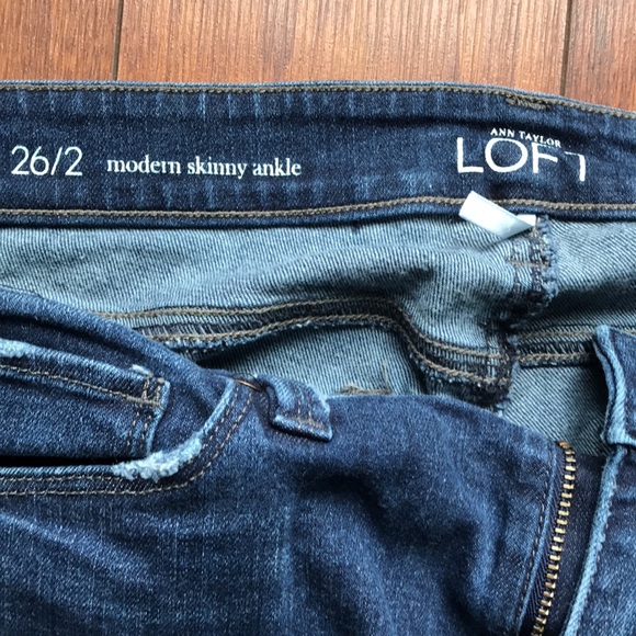 🖤🖤Ann Taylor Loft Modern Skinny Ankle Distressed Denim Jeans🖤🖤 - Picture 10 of 11